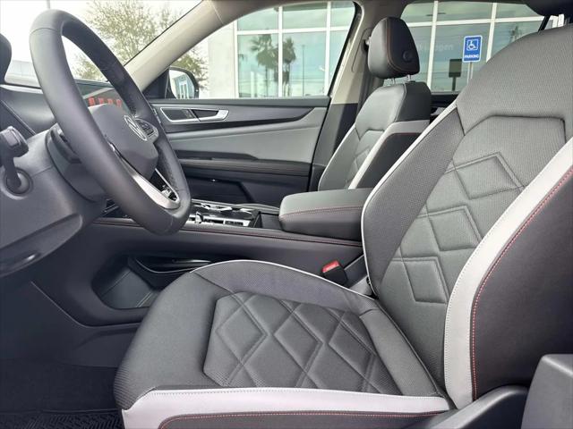 2026 Volkswagen Atlas Peak Edition