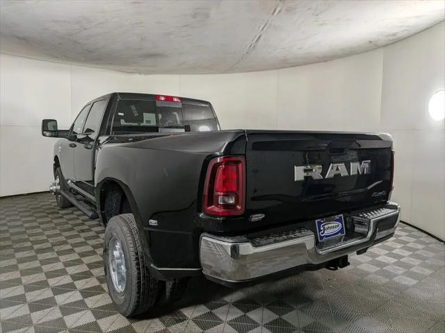 2026 Ram 3500 Tradesman Crew Cab 4x4 8' Box