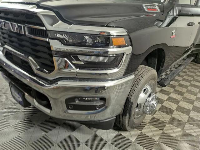 2026 Ram 3500 Tradesman Crew Cab 4x4 8' Box