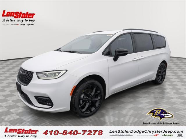 2026 Chrysler Pacifica Select AWD for sale in Westminster, MD