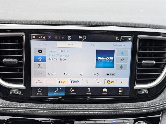 2026 Chrysler Pacifica Select AWD