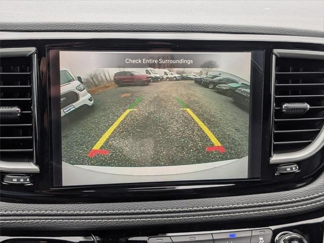 2026 Chrysler Pacifica Select AWD