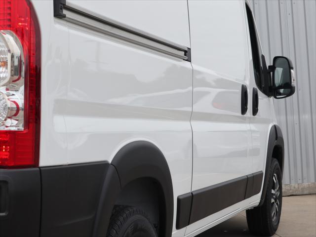 2026 Ram ProMaster 2500 Cargo Van SLT High Roof 136" WB