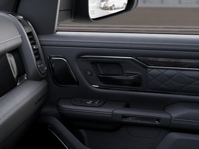 2026 Ram 1500 Limited Crew Cab 4x4 5'7" Box