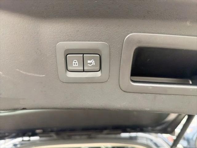 2024 Mazda X-90 3.3 Turbo Select