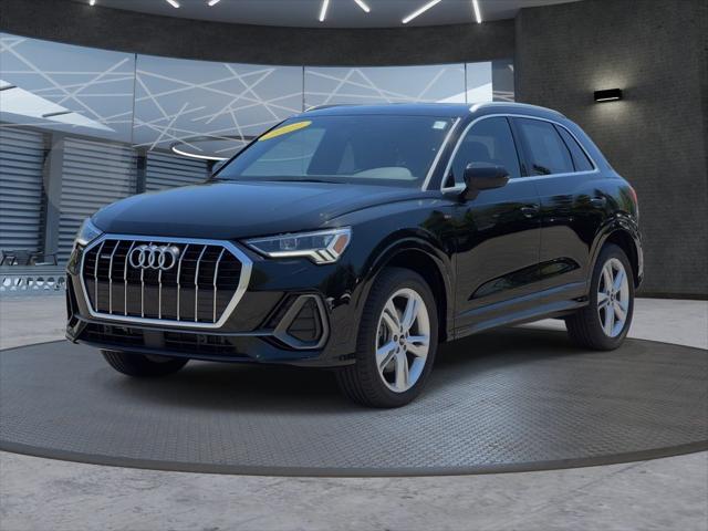 2022 Audi Q3 Premium Plus 45 TFSI S line quattro Tiptronic