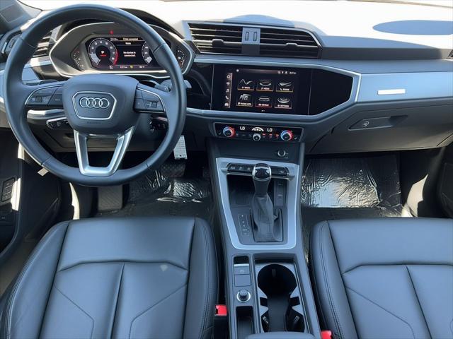 2022 Audi Q3 Premium Plus 45 TFSI S line quattro Tiptronic