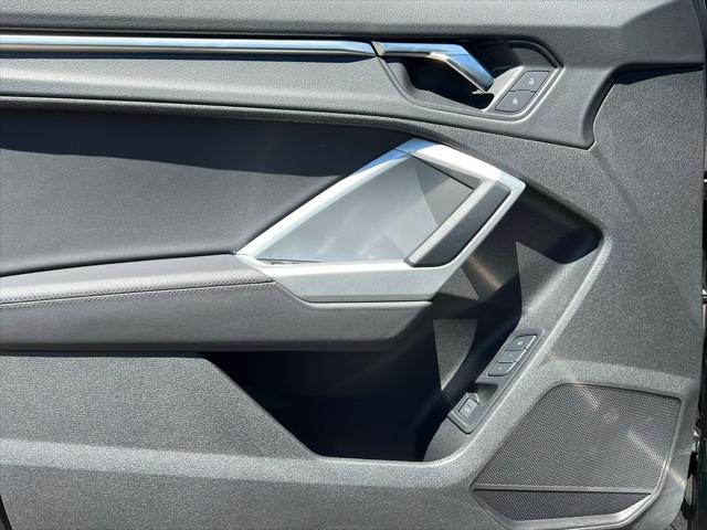 2022 Audi Q3 Premium Plus 45 TFSI S line quattro Tiptronic