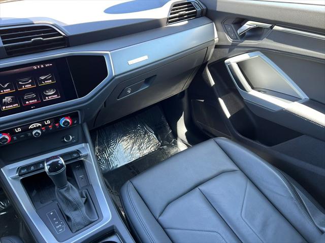 2022 Audi Q3 Premium Plus 45 TFSI S line quattro Tiptronic