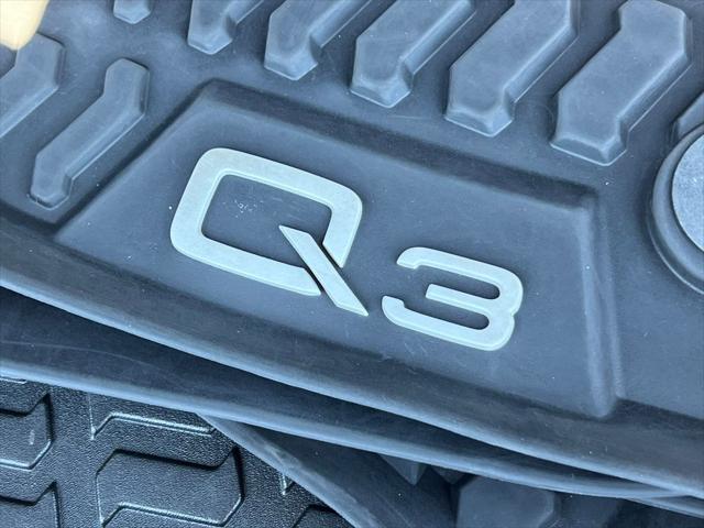2022 Audi Q3 Premium Plus 45 TFSI S line quattro Tiptronic
