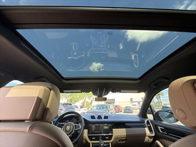 2022 Porsche Cayenne Platinum Edition