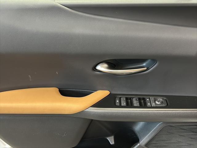 2026 Lexus UX UX 300h Premium