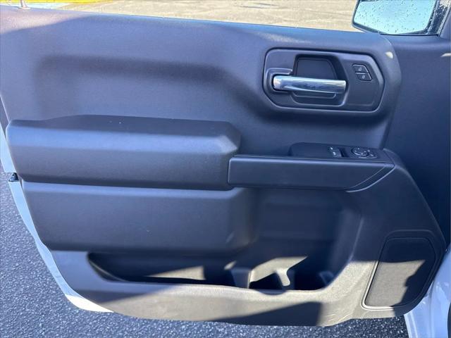2026 Chevrolet Silverado 1500 4WD Regular Cab Standard Bed WT