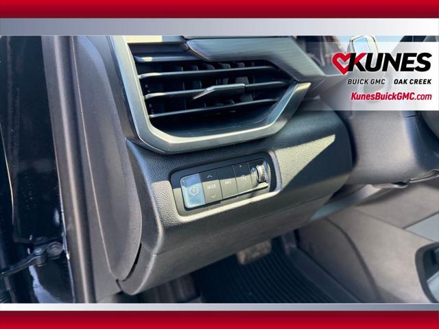 2026 GMC Acadia AT4 AWD