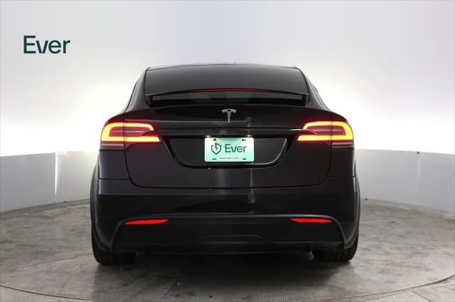 2023 Tesla Model X Standard Range