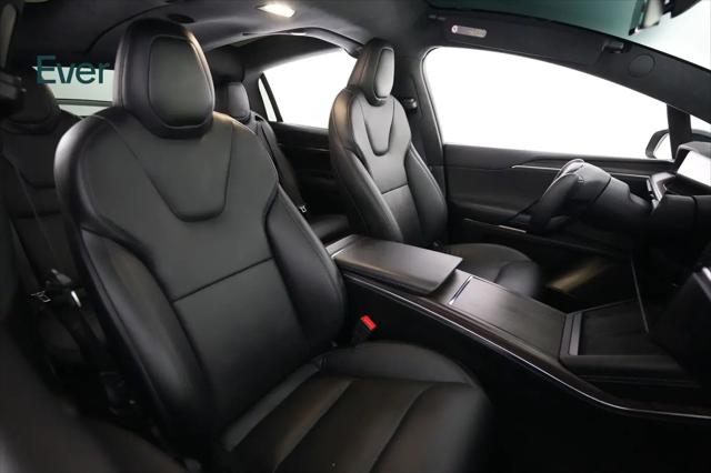 2023 Tesla Model X Standard Range