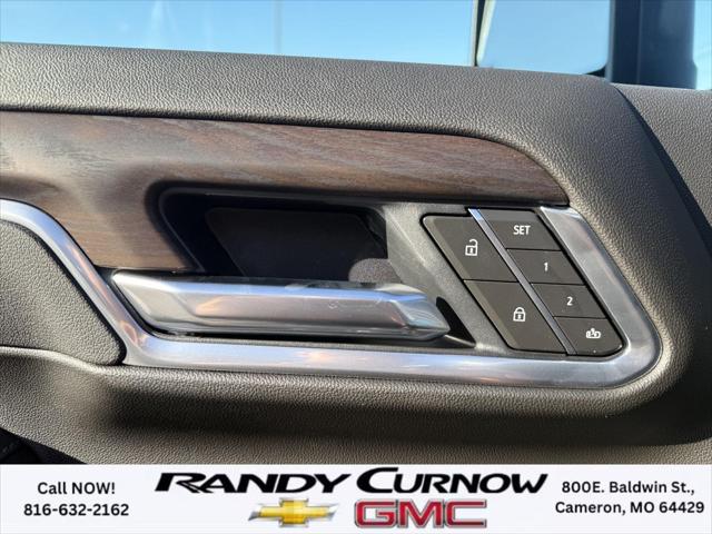 2026 GMC Sierra 2500HD Crew Cab, Standard Bed, SLT, 4WD