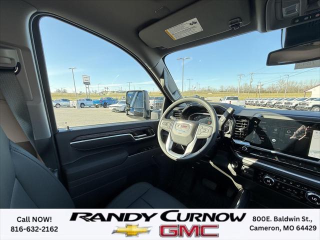 2026 GMC Sierra 2500HD Crew Cab, Standard Bed, SLT, 4WD