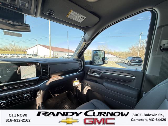 2026 GMC Sierra 2500HD Crew Cab, Standard Bed, SLT, 4WD