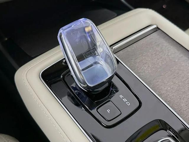 2026 Volvo XC90 Plug-In Hybrid Ultra, T8 AWD, Electric/Gasoline, Bright, 7 Seats
