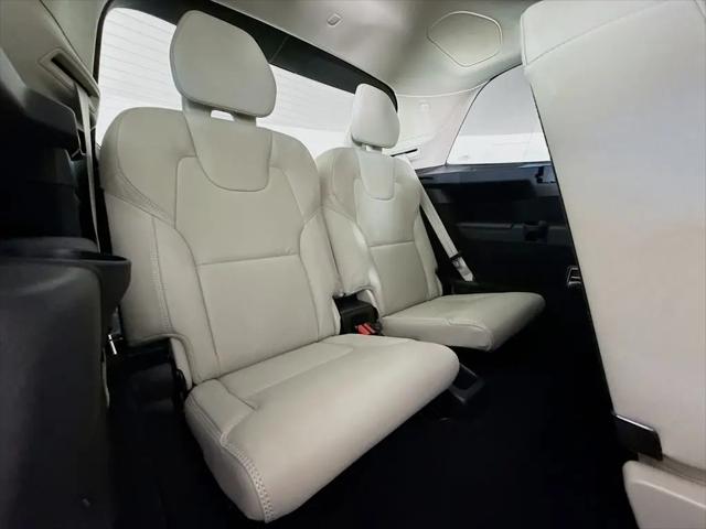2026 Volvo XC90 Plug-In Hybrid Ultra, T8 AWD, Electric/Gasoline, Bright, 7 Seats