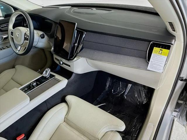 2026 Volvo XC90 Plug-In Hybrid Ultra, T8 AWD, Electric/Gasoline, Bright, 7 Seats