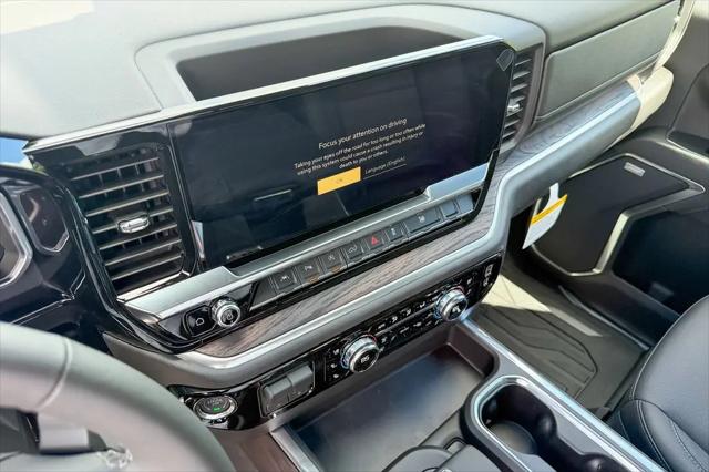 2026 GMC Sierra 1500 Crew Cab, Short Bed, SLT, 4WD