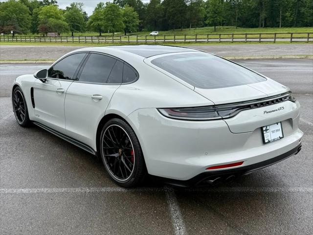 2022 Porsche Panamera GTS