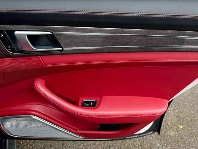 2022 Porsche Panamera GTS