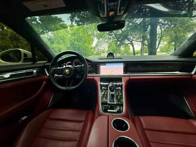 2022 Porsche Panamera GTS