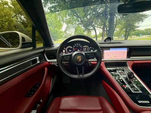 2022 Porsche Panamera GTS