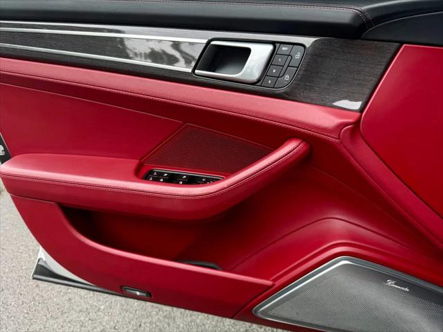 2022 Porsche Panamera GTS