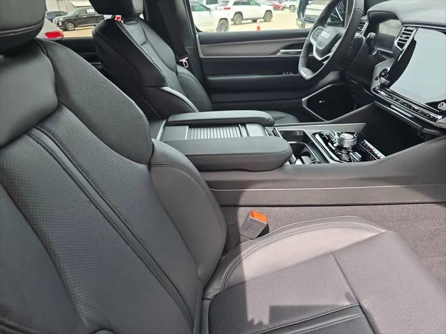 2026 Jeep Grand Wagoneer Limited Reserve 4x4