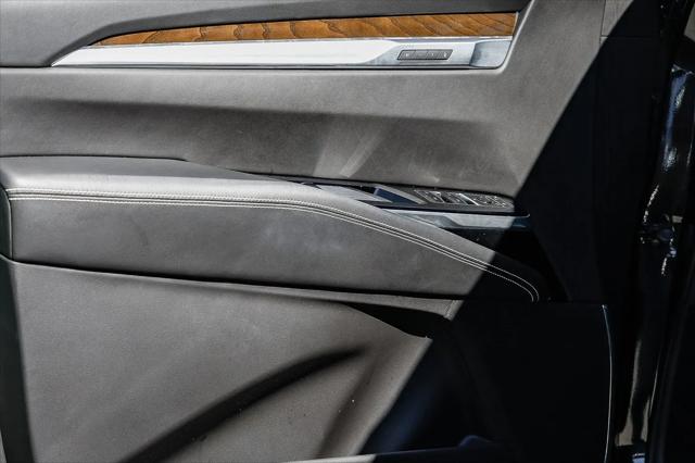 2025 Cadillac Escalade ESV Sport Platinum