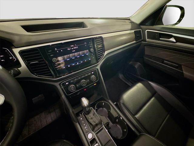2022 Volkswagen Atlas 2.0T SE w/Technology