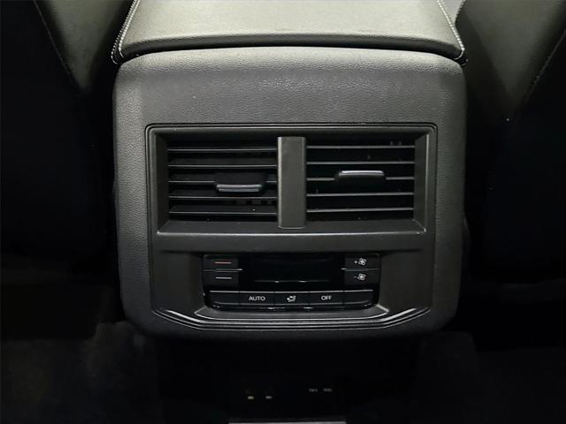 2022 Volkswagen Atlas 2.0T SE w/Technology