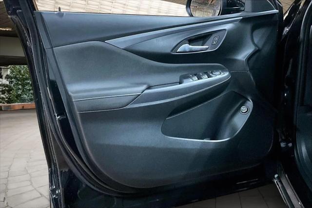2026 Buick NV Preferred FWD