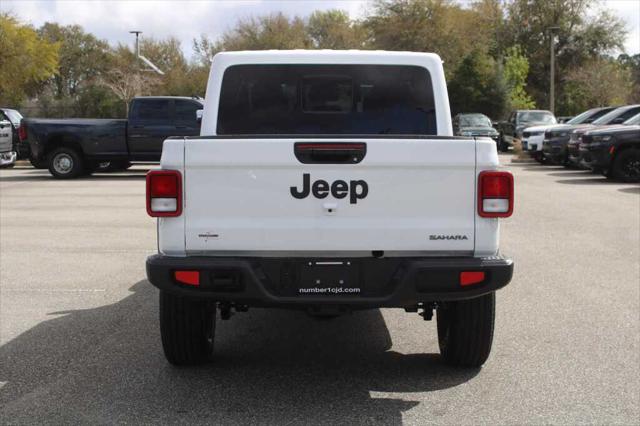2026 Jeep Gladiator GLADIATOR SAHARA 4X4