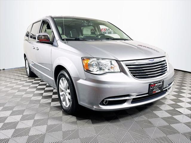 2015 Chrysler Town and Country Limited Platinum