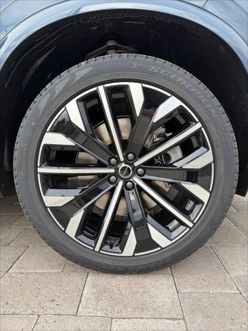 2026 Volvo XC90 Plug-In Hybrid Plus, T8 AWD, Electric/Gasoline, Bright, 6 Seats