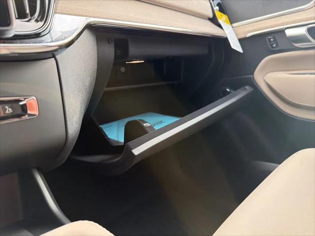 2026 Volvo XC90 Plug-In Hybrid Plus, T8 AWD, Electric/Gasoline, Bright, 6 Seats