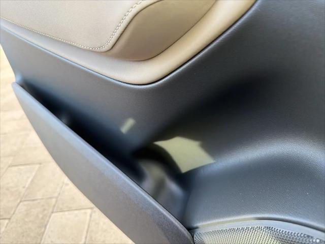 2026 Volvo XC90 Plug-In Hybrid Plus, T8 AWD, Electric/Gasoline, Bright, 6 Seats
