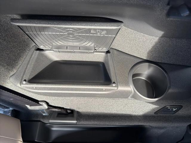2026 Volvo XC90 Plug-In Hybrid Plus, T8 AWD, Electric/Gasoline, Bright, 6 Seats