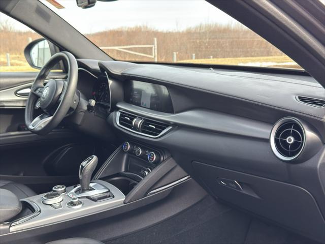 2024 Alfa Romeo Stelvio Ti AWD