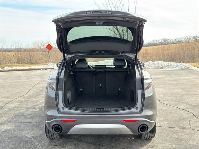 2024 Alfa Romeo Stelvio Ti AWD