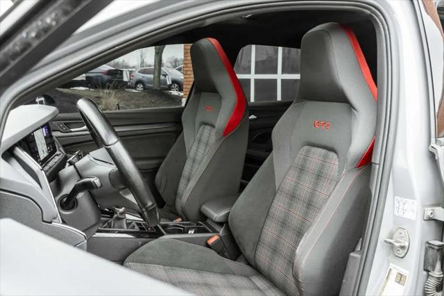 2023 Volkswagen Golf GTI 2.0T Autobahn