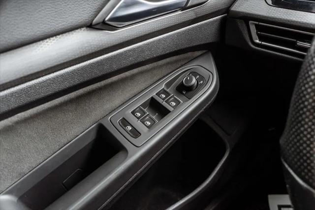2023 Volkswagen Golf GTI 2.0T Autobahn