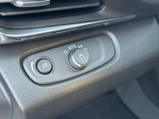 2026 Buick NV Preferred FWD