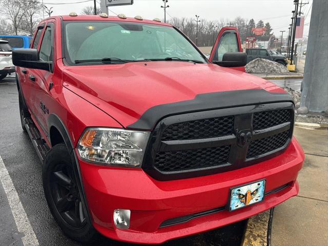 2017 RAM 1500 Express Quad Cab 4x4 64 Box