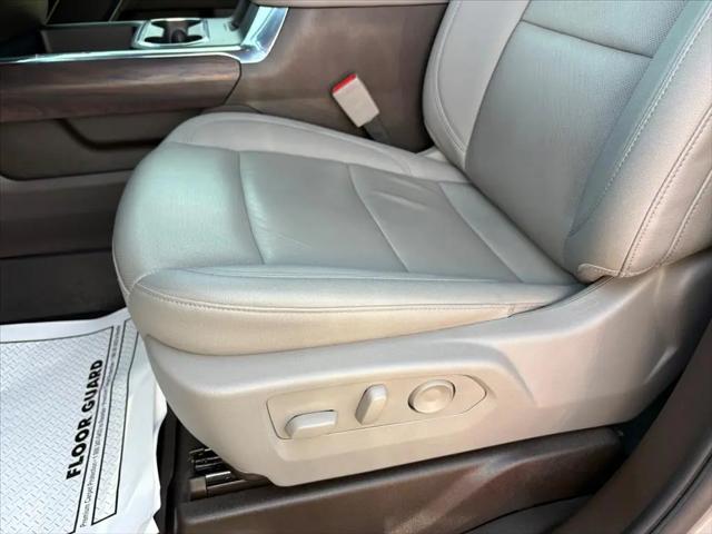 2024 GMC Sierra 2500HD 4WD Crew Cab Standard Bed SLT